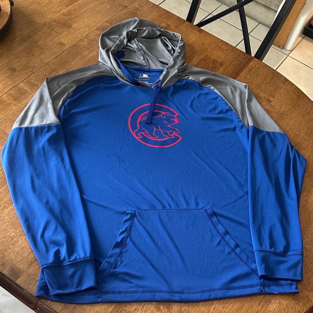 Chicago Cubs Men’s lightweight pullover XL